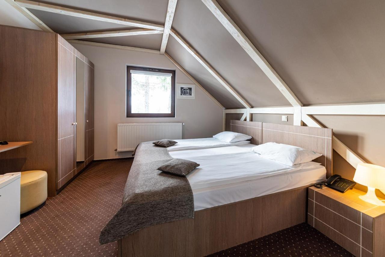 Complex Hotelier Cota O Mie 시나이아 외부 사진